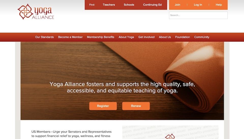 全米ヨガアライアンス